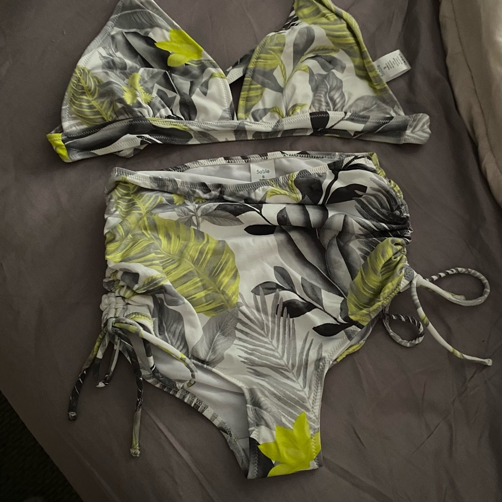 High wasted bikini